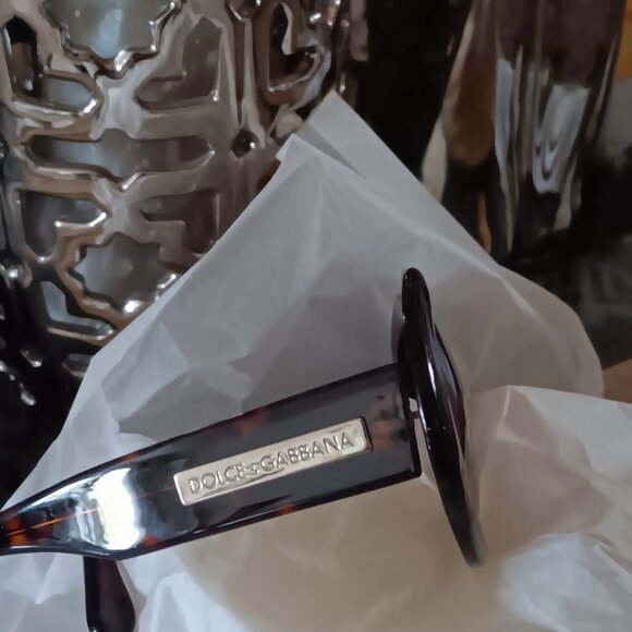 DOLCE GABBANA VINTAGE SUNGLASSES - Picture 1 of 5